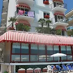 Manila Otel 3*