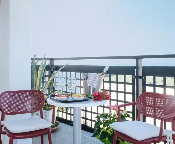 Manila 3*