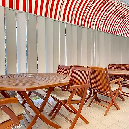 Hotel Manila 3*