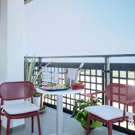 Manila 3*